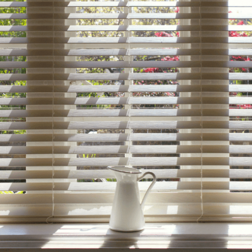 Cortinas venecianas de madera